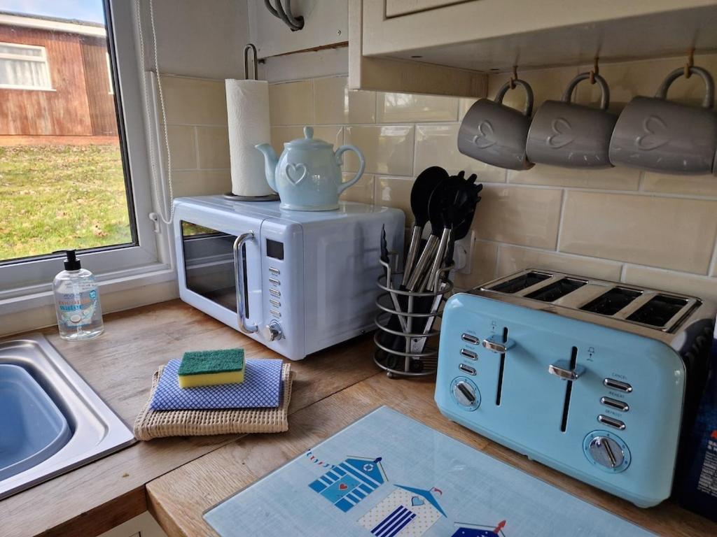 Caldon Holiday Chalet Sleeps 4 In Dartmouth Wifi Electric Inc Pet Friendly Εξωτερικό φωτογραφία