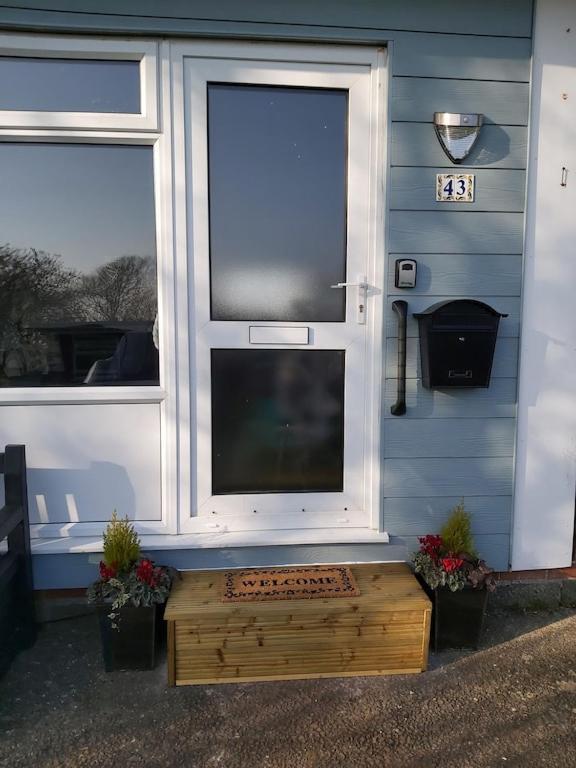 Caldon Holiday Chalet Sleeps 4 In Dartmouth Wifi Electric Inc Pet Friendly Εξωτερικό φωτογραφία