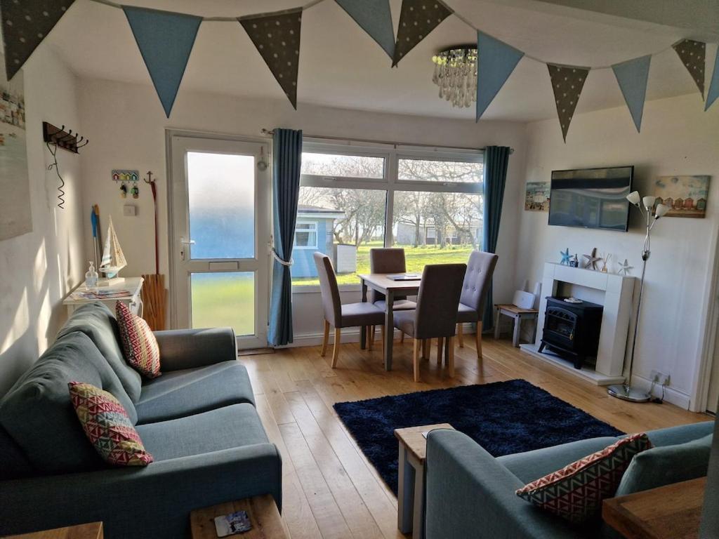 Caldon Holiday Chalet Sleeps 4 In Dartmouth Wifi Electric Inc Pet Friendly Εξωτερικό φωτογραφία