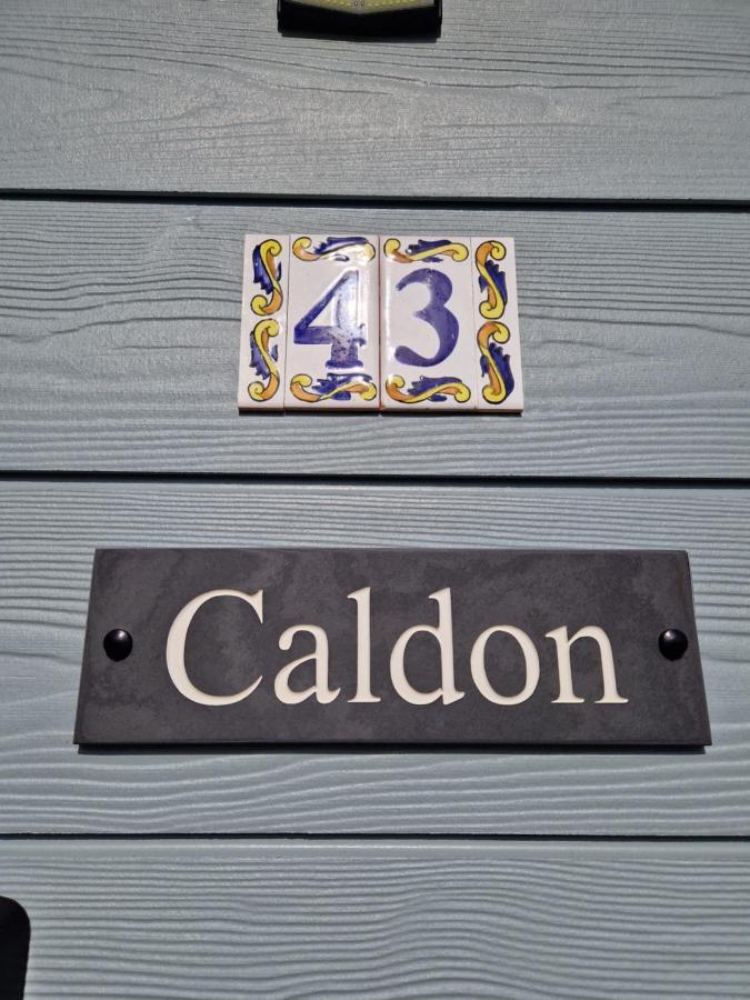 Caldon Holiday Chalet Sleeps 4 In Dartmouth Wifi Electric Inc Pet Friendly Εξωτερικό φωτογραφία